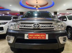 Xe Toyota Fortuner 2.5G 2010