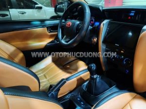 Xe Toyota Fortuner 2.4G 4x2 MT 2017