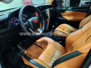 Xe Toyota Fortuner 2.4G 4x2 MT 2017
