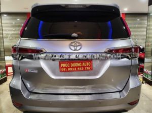 Xe Toyota Fortuner 2.4G 4x2 MT 2017