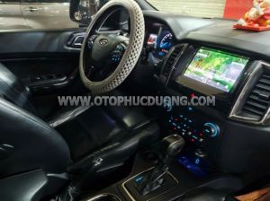 Xe Ford Everest Titanium 2.0L 4x2 AT 2019