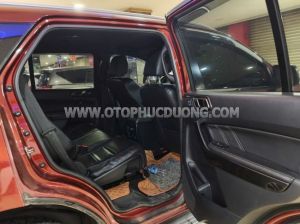 Xe Ford Everest Titanium 2.0L 4x2 AT 2019