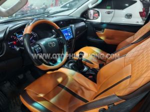 Xe Toyota Fortuner 2.4G 4x2 MT 2021