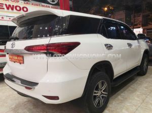 Xe Toyota Fortuner 2.4L 4x2 MT 2022