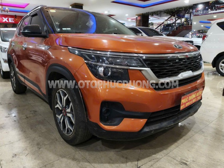 Kia Seltos Luxury 1.4 AT 2020