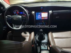 Xe Toyota Fortuner 2.4G 4x2 MT 2019