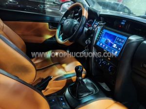 Xe Toyota Fortuner 2.4G 4x2 MT 2021
