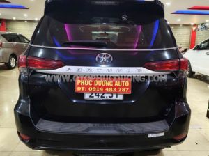 Xe Toyota Fortuner 2.4G 4x2 MT 2021