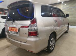 Xe Toyota Innova 2.0E 2015