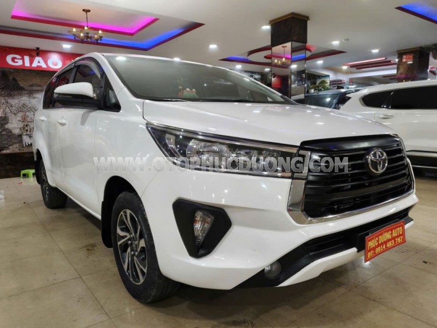Toyota Innova E 2.0 MT 2022
