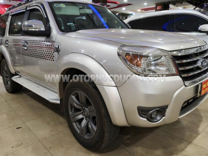 Ford Everest 2.5L 4x2 MT 2012