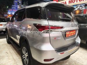 Xe Toyota Fortuner 2.4G 4x2 MT 2018