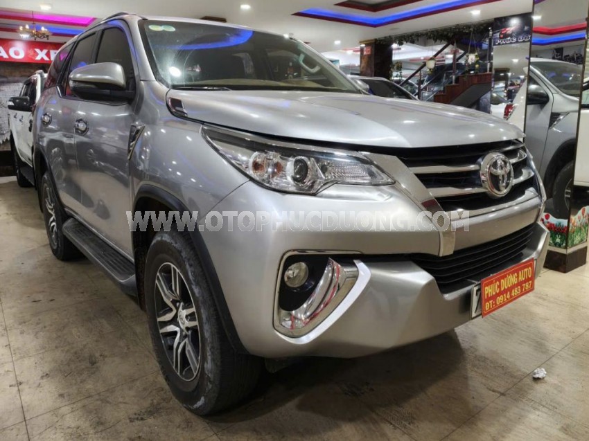 Toyota Fortuner 2.4G 4x2 AT 2019
