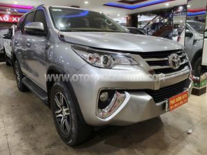 Xe Toyota Fortuner 2.4G 4x2 AT 2019