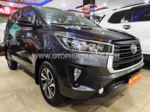 Toyota Innova E 2.0 MT