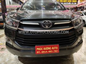 Toyota Innova 2.0E
