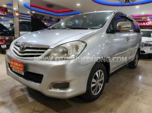 Xe Toyota Innova G 2010