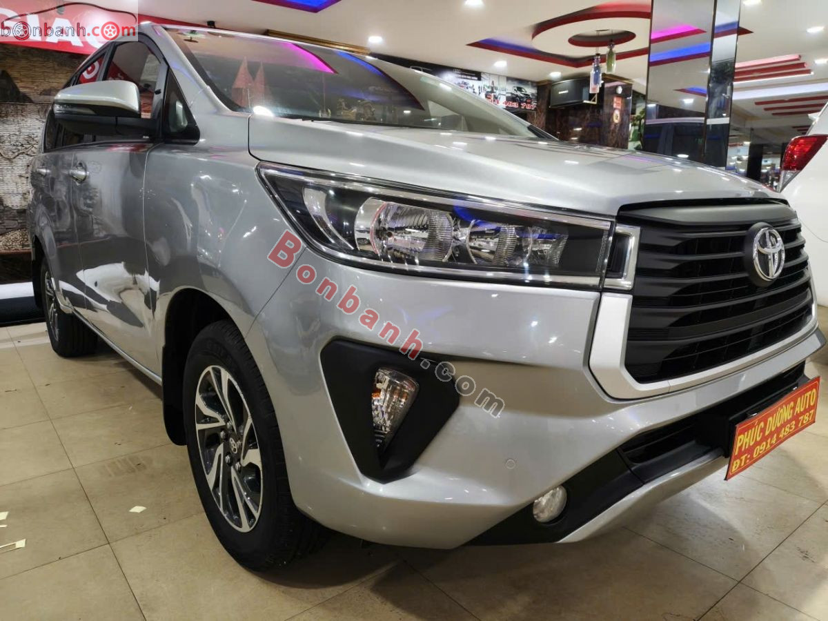Toyota Innova E 2.0 MT 2022