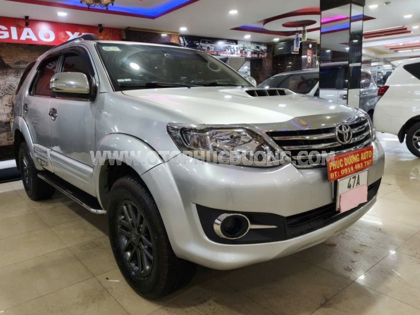 Toyota Fortuner 2.5G 2015
