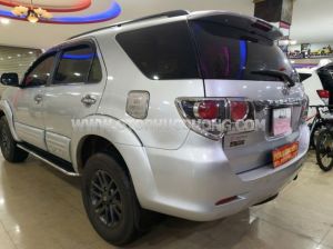 Xe Toyota Fortuner 2.5G 2015