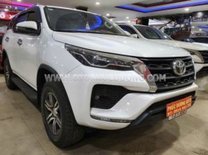 Xe Toyota Hilux 2.4L 4x2 AT 2024