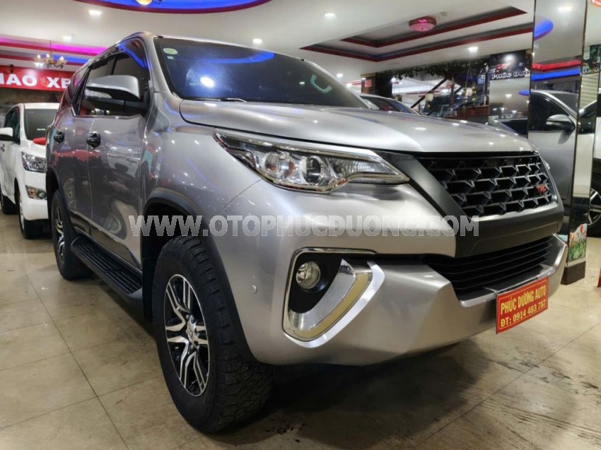 Toyota Fortuner 2.4G 4x2 MT 2017