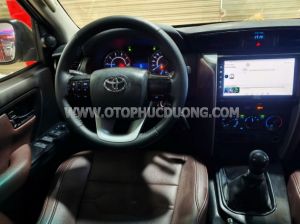 Xe Toyota Fortuner 2.4G 4x2 MT 2017