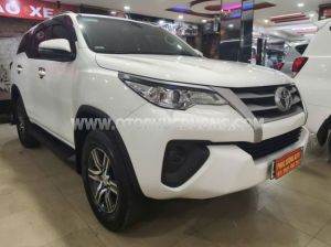 Toyota Fortuner 2.4G 4x2 MT