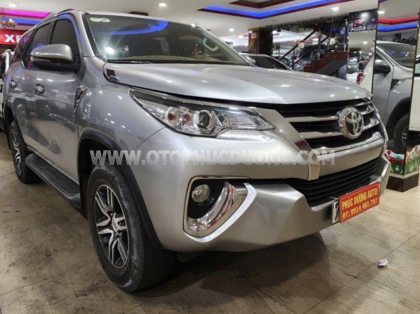 Toyota Fortuner 2.4G 4x2 AT 2019