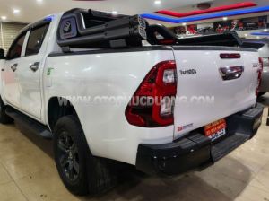 Xe Toyota Hilux 2.4L 4x2 AT 2024