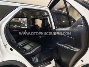 Xe Toyota Hilux 2.4L 4x2 AT 2024
