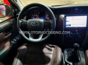 Xe Toyota Fortuner 2.4G 4x2 MT 2017