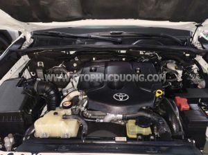 Xe Toyota Fortuner 2.4G 4x2 MT 2020