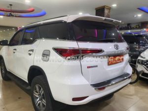 Xe Toyota Fortuner 2.4G 4x2 MT 2018