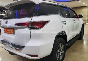 Xe Toyota Fortuner 2.4G 4x2 MT 2018