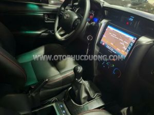 Xe Toyota Fortuner 2.4G 4x2 MT 2017