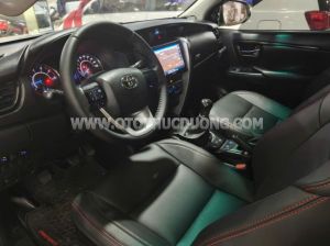 Xe Toyota Fortuner 2.4G 4x2 MT 2017