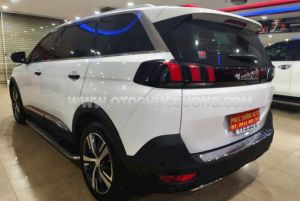 Xe Peugeot 5008 1.6 AT 2018